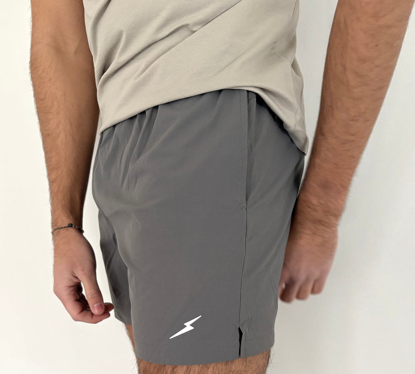 SHORTS ZIPPÉS ÉCLAIR – GRIS